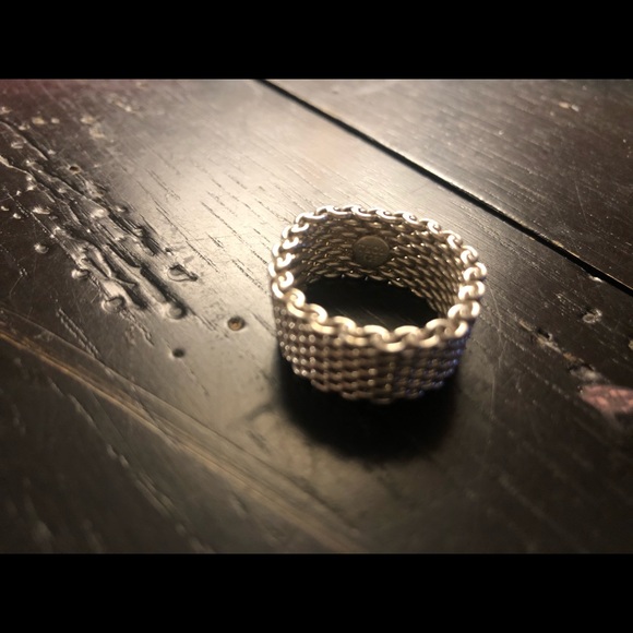 Tiffany & Co. Somerset size 8 ring, retired, with pouch and box - Picture 2 of 4